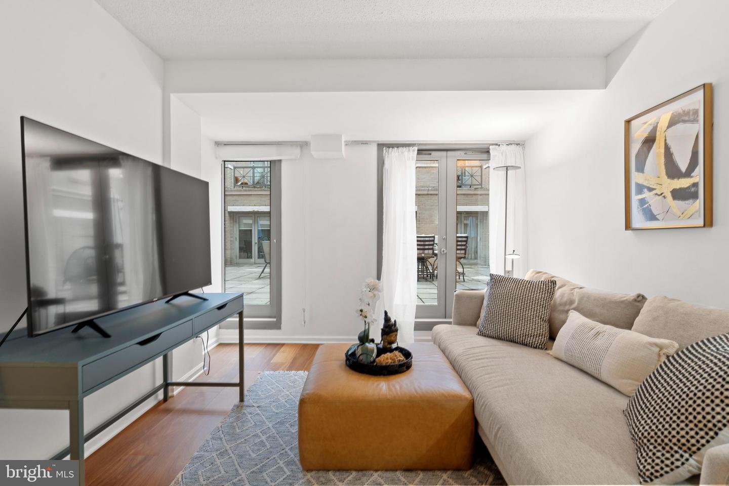 801 PENNSYLVANIA AVE NW #1125, WASHINGTON, District Of Columbia 20004, 1 Bedroom Bedrooms, ,1 BathroomBathrooms,Residential,For sale,801 PENNSYLVANIA AVE NW #1125,DCDC2223568 MLS # DCDC2223568 801 PENNSYLVANIA AVE NW #1125, WASHINGTON, District Of Columbia 20004, 1 Bedroom Bedrooms, ,1 BathroomBathrooms,Residential,For sale,801 PENNSYLVANIA AVE NW #1125,DCDC2223568 MLS # DCDC2223568