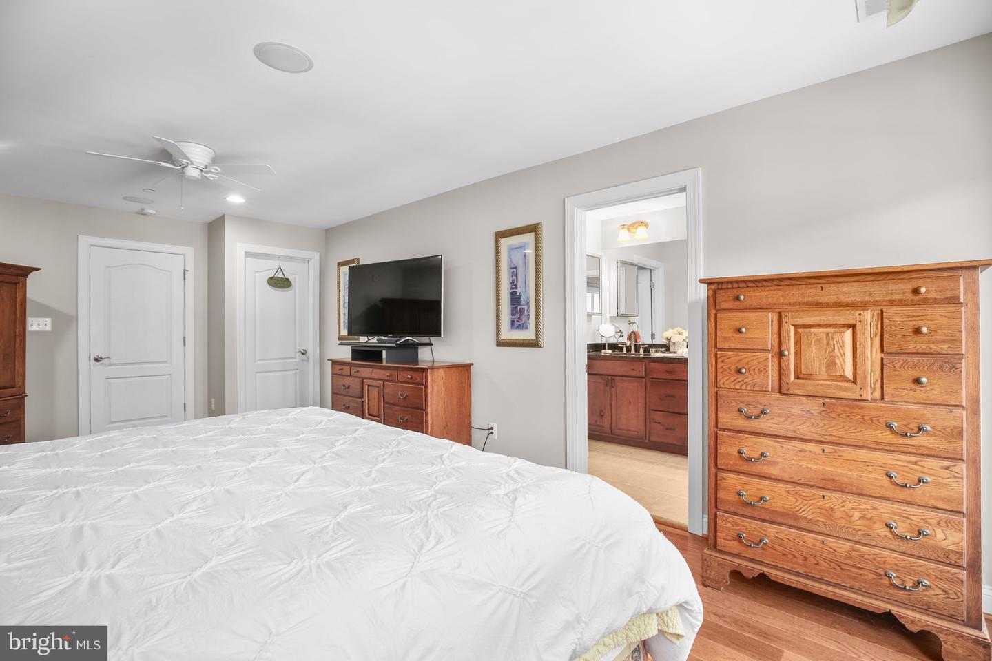 229 MILL ST, OCCOQUAN, Virginia 22125, 3 Bedrooms Bedrooms, ,3 BathroomsBathrooms,Residential,For sale,229 MILL ST,VAPW2104474 MLS # VAPW2104474