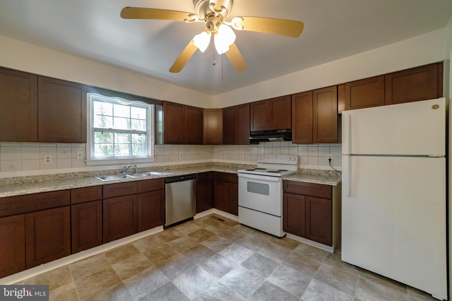 3 TOLSON LN, STAFFORD, Virginia 22556, 4 Bedrooms Bedrooms, ,3 BathroomsBathrooms,Residential,For sale,3 TOLSON LN,VAST2042822 MLS # VAST2042822 3 TOLSON LN, STAFFORD, Virginia 22556, 4 Bedrooms Bedrooms, ,3 BathroomsBathrooms,Residential,For sale,3 TOLSON LN,VAST2042822 MLS # VAST2042822