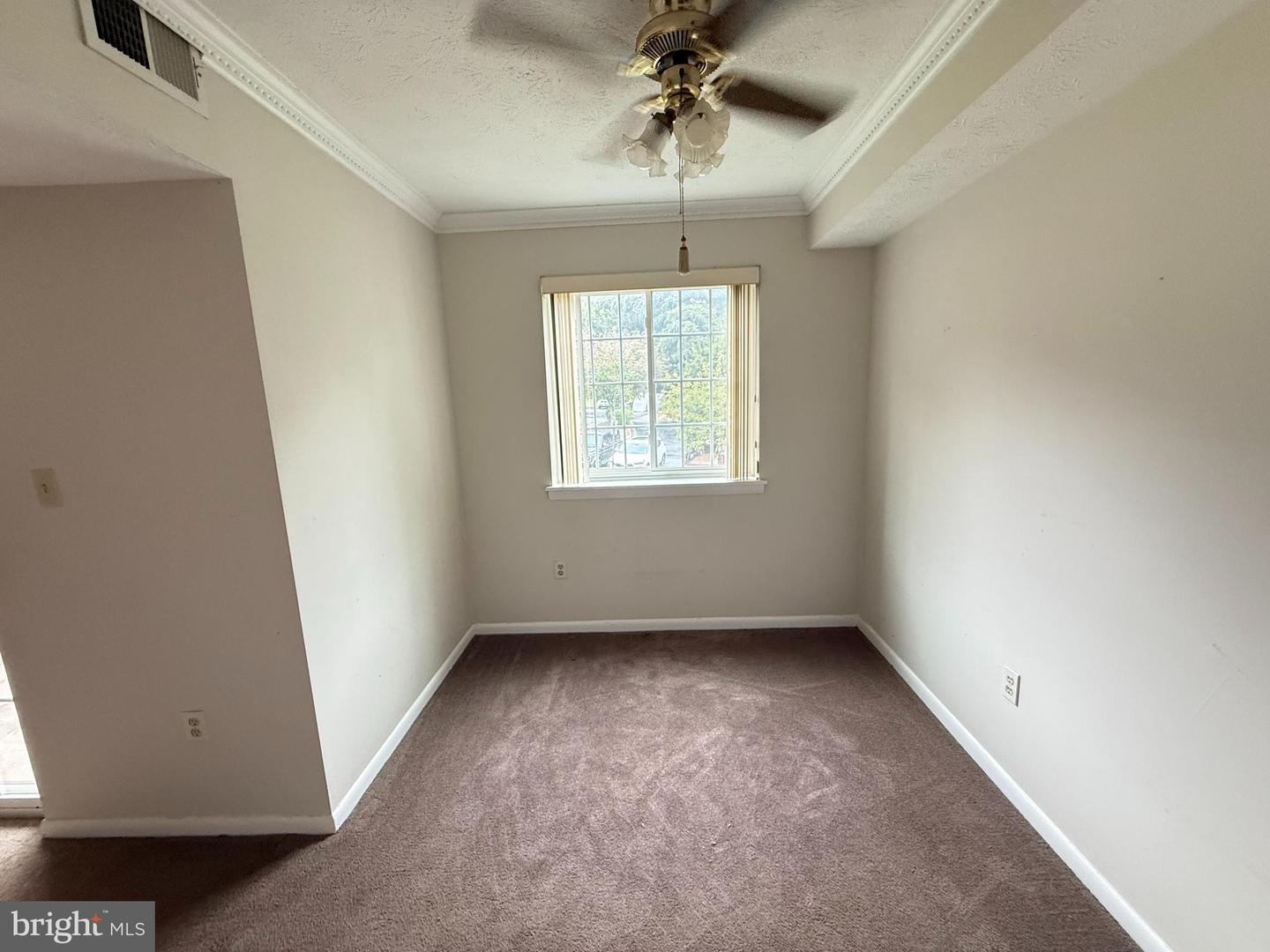 1523 COLONIAL DR #204, WOODBRIDGE, Virginia 22192, 2 Bedrooms Bedrooms, 4 Rooms Rooms,1 BathroomBathrooms,Residential,For sale,1523 COLONIAL DR #204,VAPW2104482 MLS # VAPW2104482