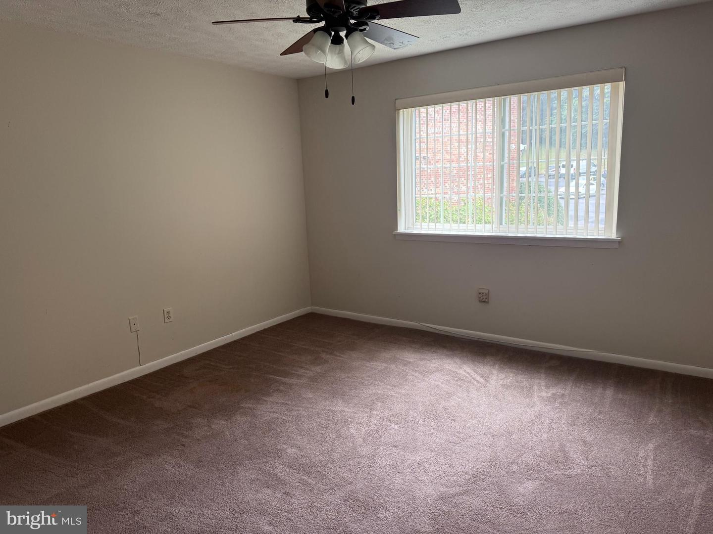1523 COLONIAL DR #204, WOODBRIDGE, Virginia 22192, 2 Bedrooms Bedrooms, 4 Rooms Rooms,1 BathroomBathrooms,Residential,For sale,1523 COLONIAL DR #204,VAPW2104482 MLS # VAPW2104482