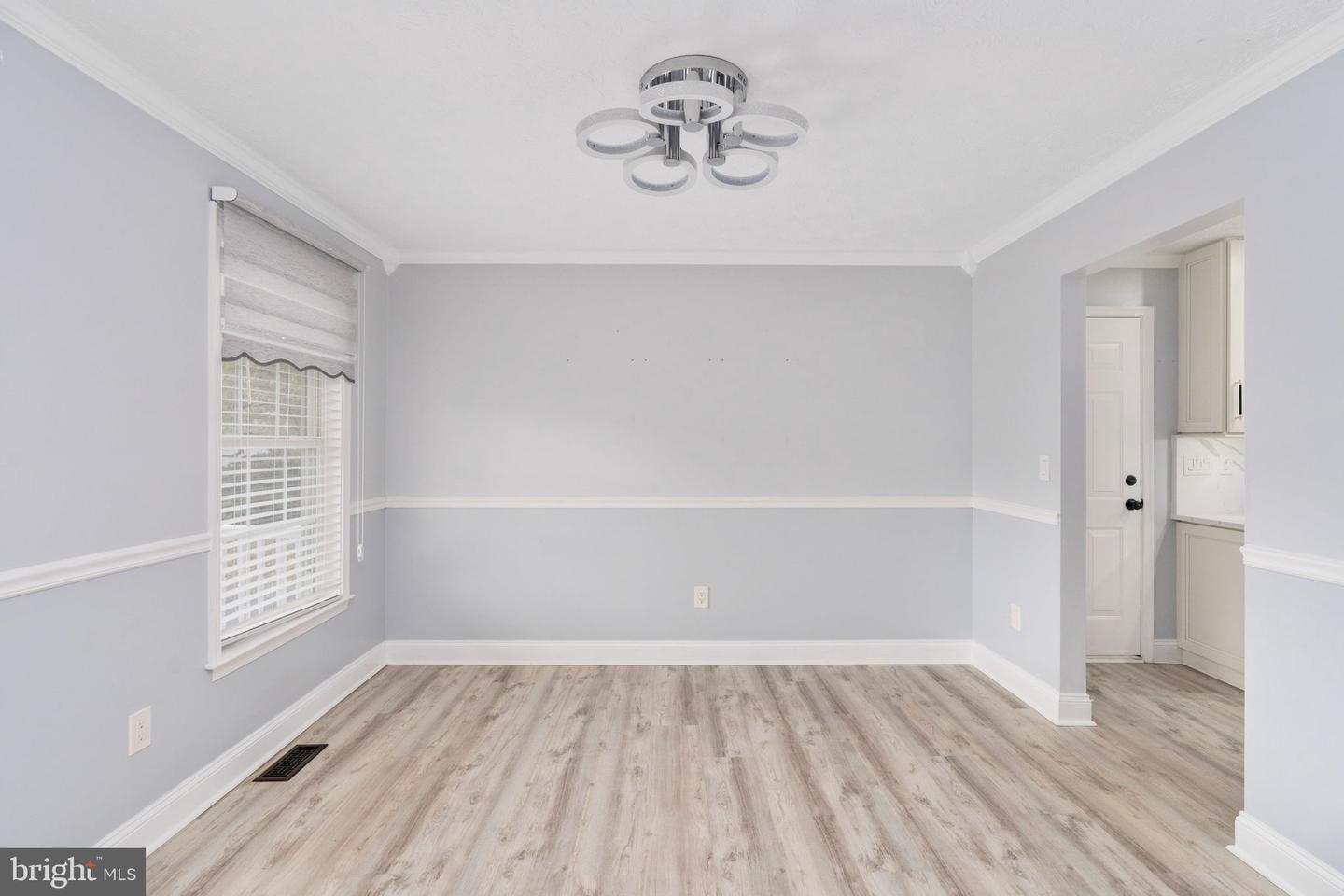 11127 HUNTINGTON MEADOWS LN, FREDERICKSBURG, Virginia 22407, 4 Bedrooms Bedrooms, ,3 BathroomsBathrooms,Residential,For sale,11127 HUNTINGTON MEADOWS LN,VASP2036402 MLS # VASP2036402