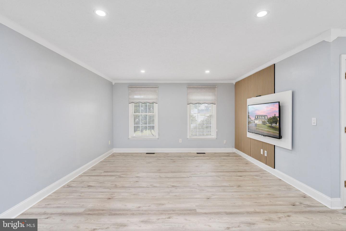 11127 HUNTINGTON MEADOWS LN, FREDERICKSBURG, Virginia 22407, 4 Bedrooms Bedrooms, ,3 BathroomsBathrooms,Residential,For sale,11127 HUNTINGTON MEADOWS LN,VASP2036402 MLS # VASP2036402