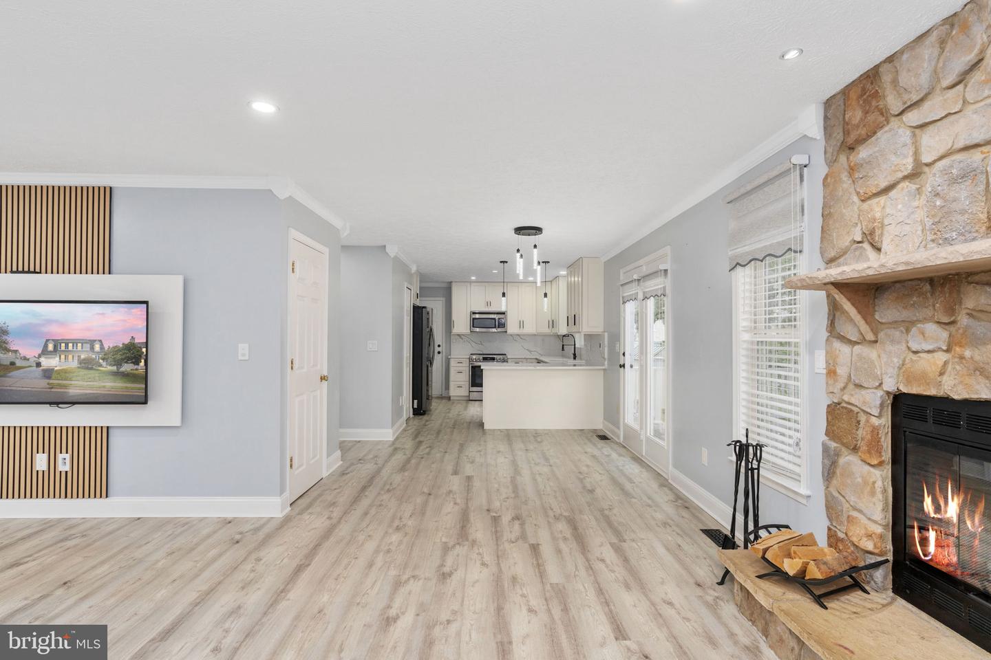11127 HUNTINGTON MEADOWS LN, FREDERICKSBURG, Virginia 22407, 4 Bedrooms Bedrooms, ,3 BathroomsBathrooms,Residential,For sale,11127 HUNTINGTON MEADOWS LN,VASP2036402 MLS # VASP2036402