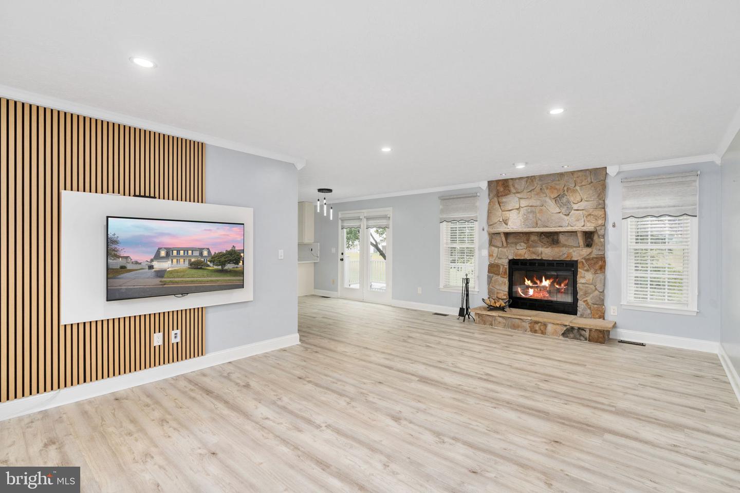 11127 HUNTINGTON MEADOWS LN, FREDERICKSBURG, Virginia 22407, 4 Bedrooms Bedrooms, ,3 BathroomsBathrooms,Residential,For sale,11127 HUNTINGTON MEADOWS LN,VASP2036402 MLS # VASP2036402