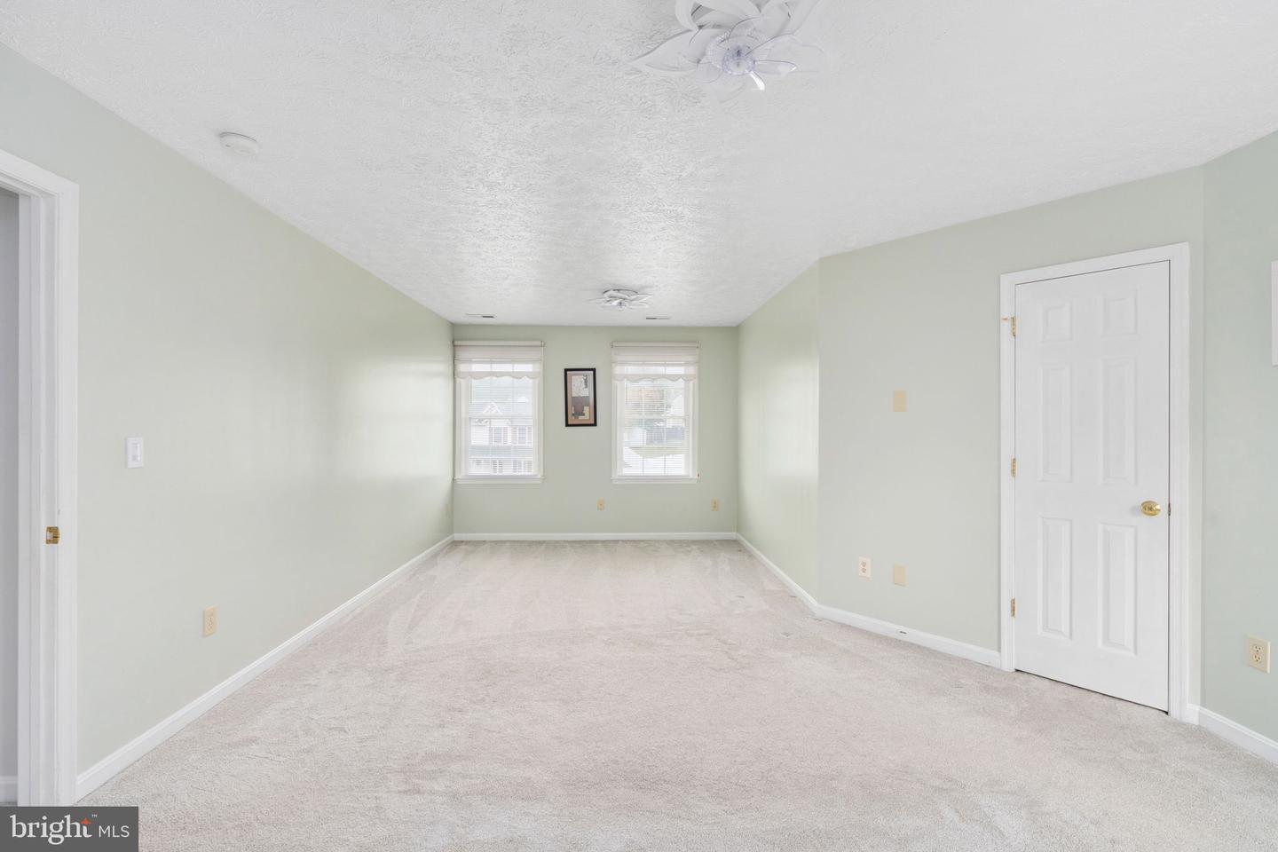 11127 HUNTINGTON MEADOWS LN, FREDERICKSBURG, Virginia 22407, 4 Bedrooms Bedrooms, ,3 BathroomsBathrooms,Residential,For sale,11127 HUNTINGTON MEADOWS LN,VASP2036402 MLS # VASP2036402