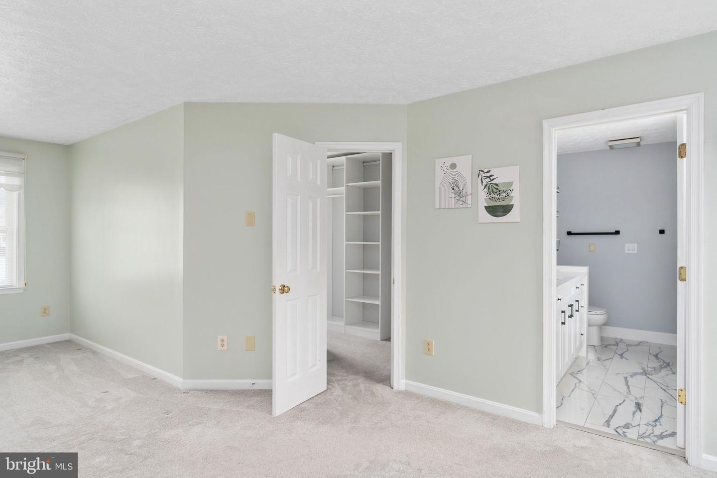 11127 HUNTINGTON MEADOWS LN, FREDERICKSBURG, Virginia 22407, 4 Bedrooms Bedrooms, ,3 BathroomsBathrooms,Residential,For sale,11127 HUNTINGTON MEADOWS LN,VASP2036402 MLS # VASP2036402