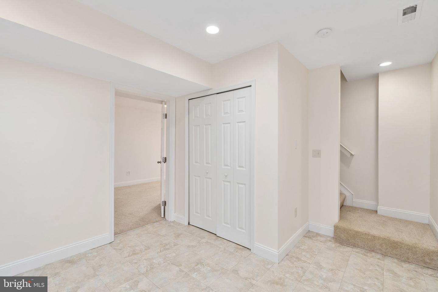 11127 HUNTINGTON MEADOWS LN, FREDERICKSBURG, Virginia 22407, 4 Bedrooms Bedrooms, ,3 BathroomsBathrooms,Residential,For sale,11127 HUNTINGTON MEADOWS LN,VASP2036402 MLS # VASP2036402