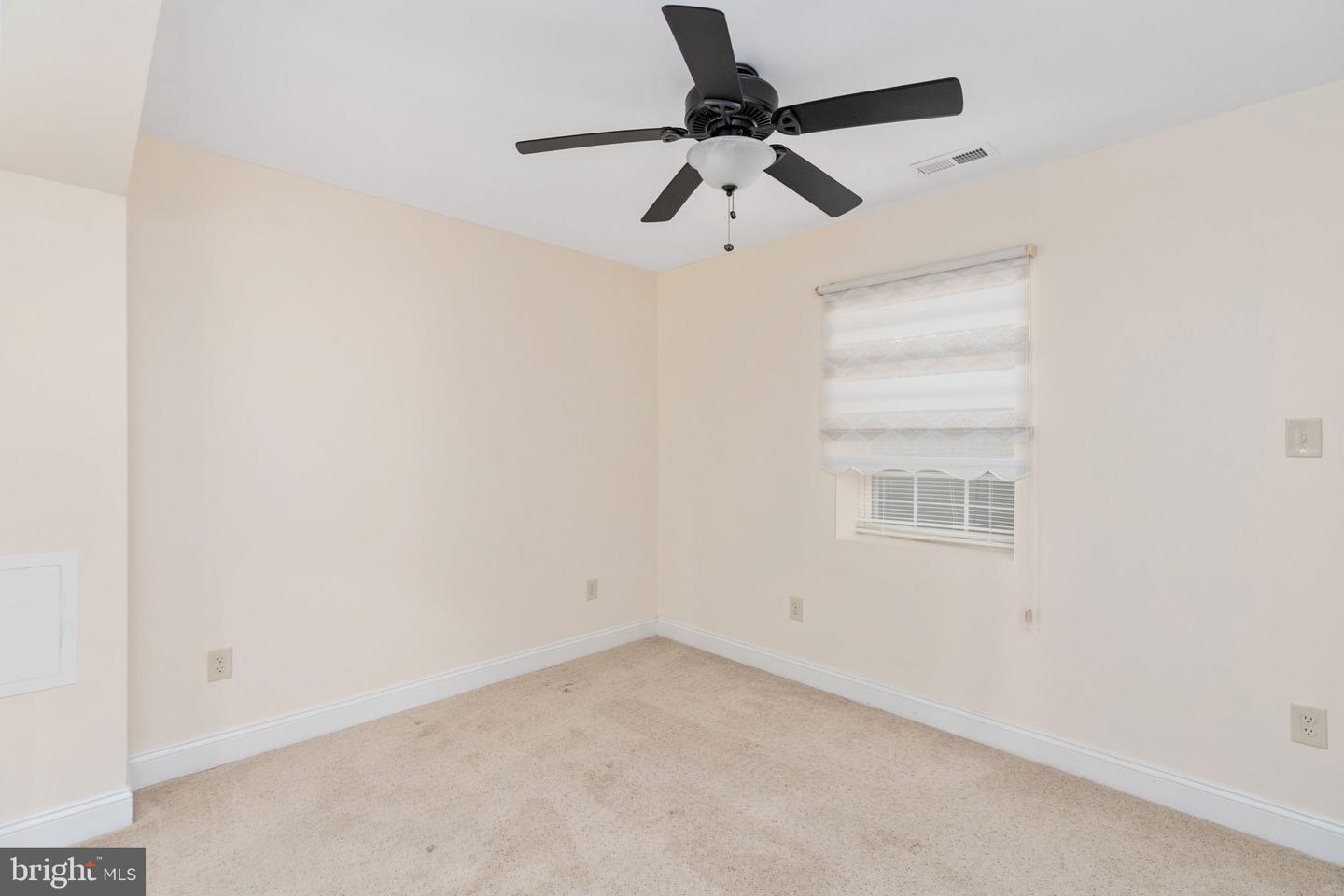11127 HUNTINGTON MEADOWS LN, FREDERICKSBURG, Virginia 22407, 4 Bedrooms Bedrooms, ,3 BathroomsBathrooms,Residential,For sale,11127 HUNTINGTON MEADOWS LN,VASP2036402 MLS # VASP2036402