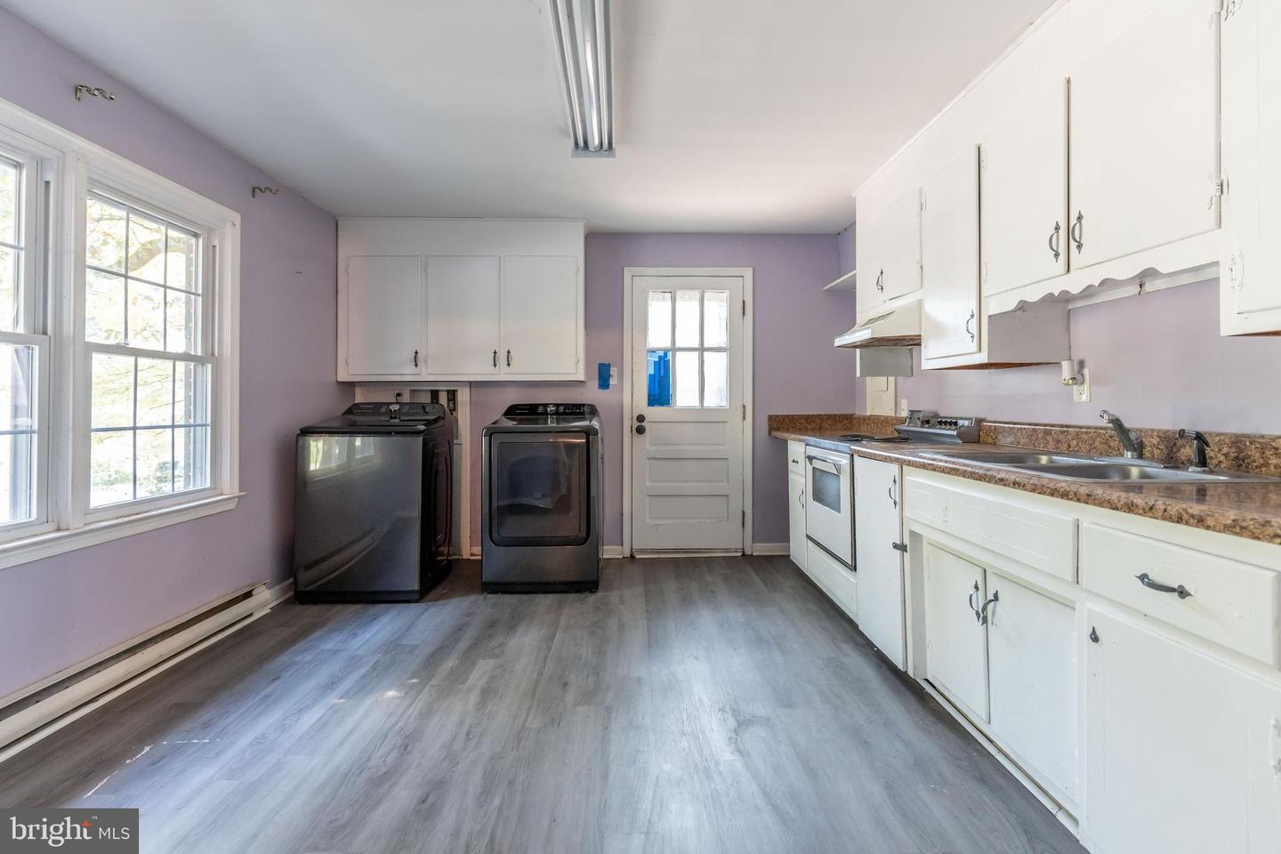 3408 W BROADWAY, HOPEWELL, Virginia 23860, 3 Bedrooms Bedrooms, ,2 BathroomsBathrooms,Residential,For sale,3408 W BROADWAY,VAHO2000084 MLS # VAHO2000084
