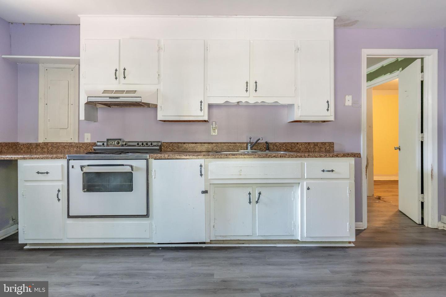 3408 W BROADWAY, HOPEWELL, Virginia 23860, 3 Bedrooms Bedrooms, ,2 BathroomsBathrooms,Residential,For sale,3408 W BROADWAY,VAHO2000084 MLS # VAHO2000084