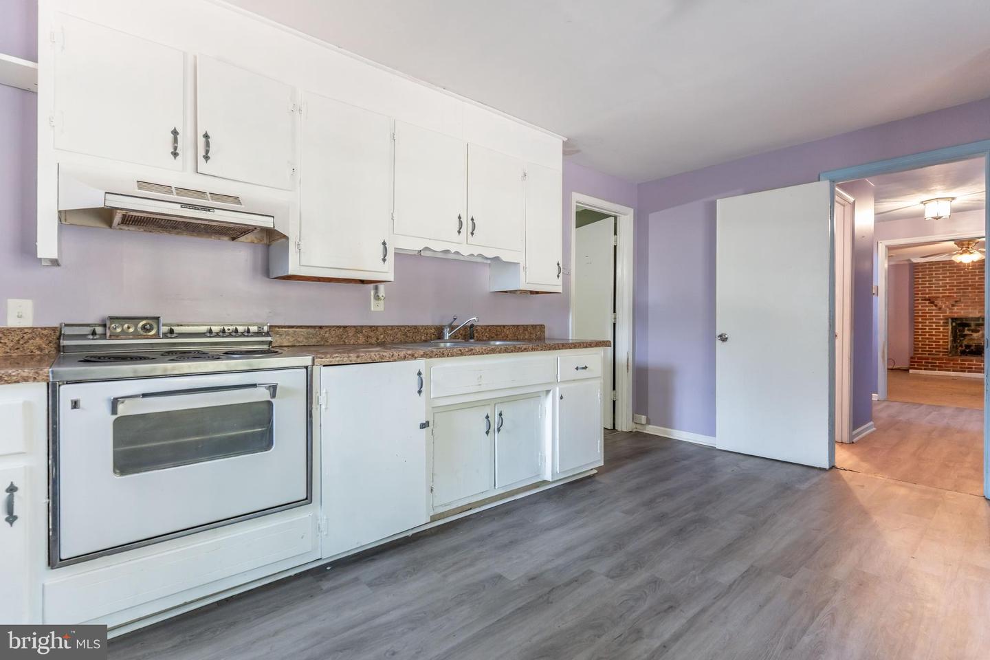 3408 W BROADWAY, HOPEWELL, Virginia 23860, 3 Bedrooms Bedrooms, ,2 BathroomsBathrooms,Residential,For sale,3408 W BROADWAY,VAHO2000084 MLS # VAHO2000084