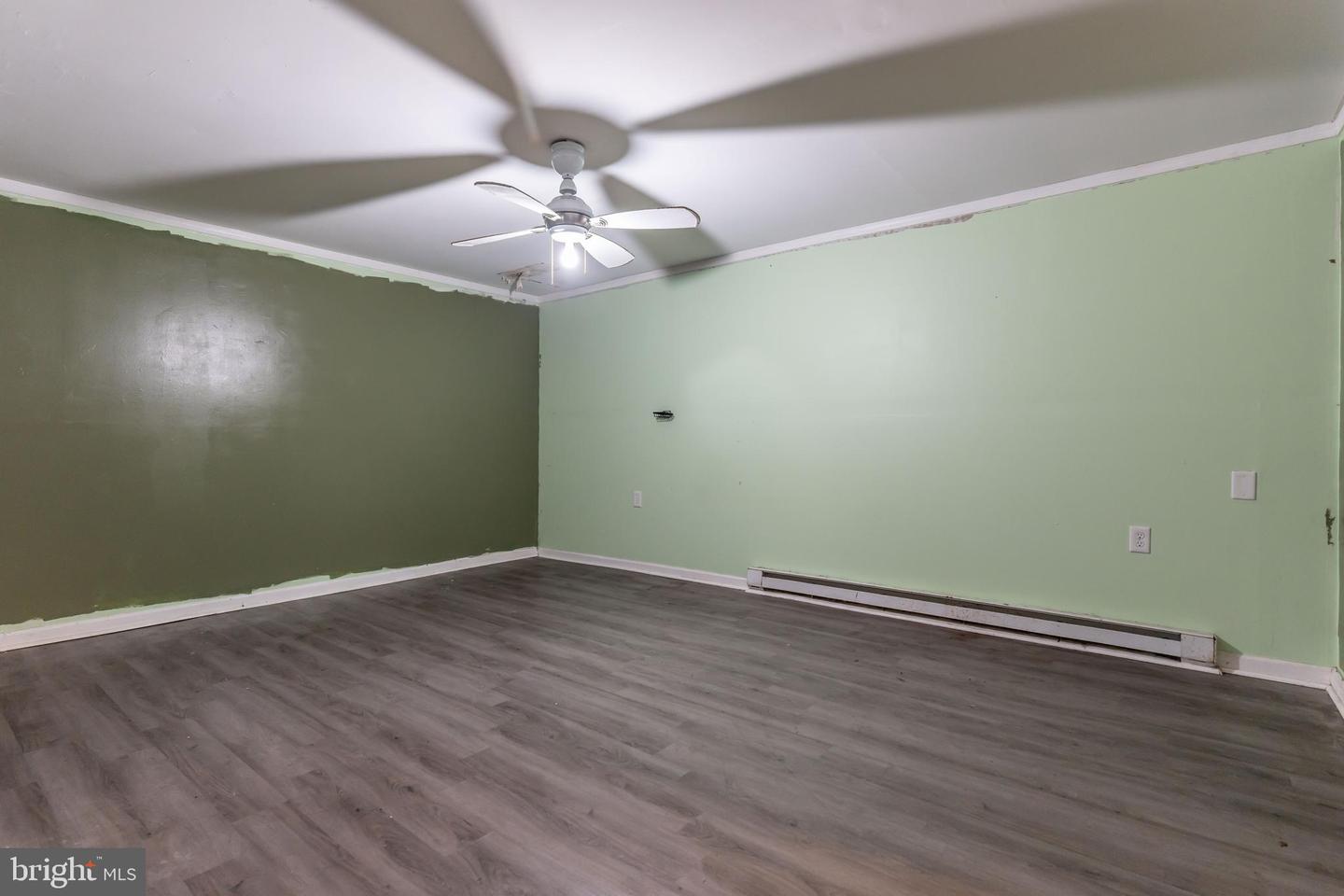 3408 W BROADWAY, HOPEWELL, Virginia 23860, 3 Bedrooms Bedrooms, ,2 BathroomsBathrooms,Residential,For sale,3408 W BROADWAY,VAHO2000084 MLS # VAHO2000084