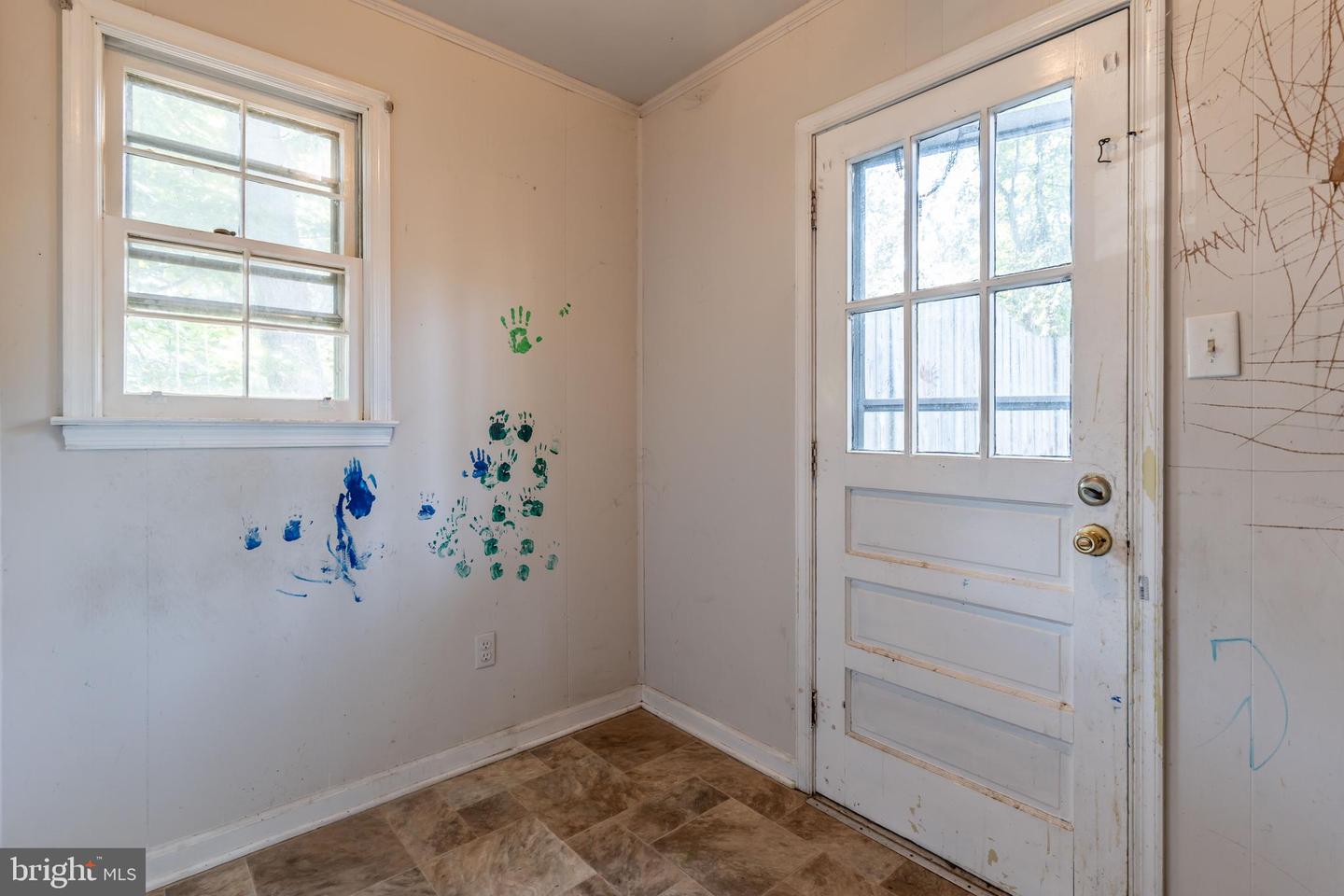 3408 W BROADWAY, HOPEWELL, Virginia 23860, 3 Bedrooms Bedrooms, ,2 BathroomsBathrooms,Residential,For sale,3408 W BROADWAY,VAHO2000084 MLS # VAHO2000084