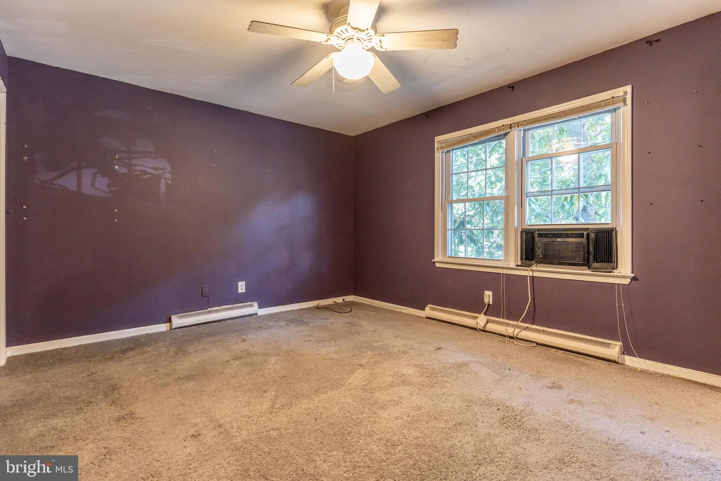 3408 W BROADWAY, HOPEWELL, Virginia 23860, 3 Bedrooms Bedrooms, ,2 BathroomsBathrooms,Residential,For sale,3408 W BROADWAY,VAHO2000084 MLS # VAHO2000084