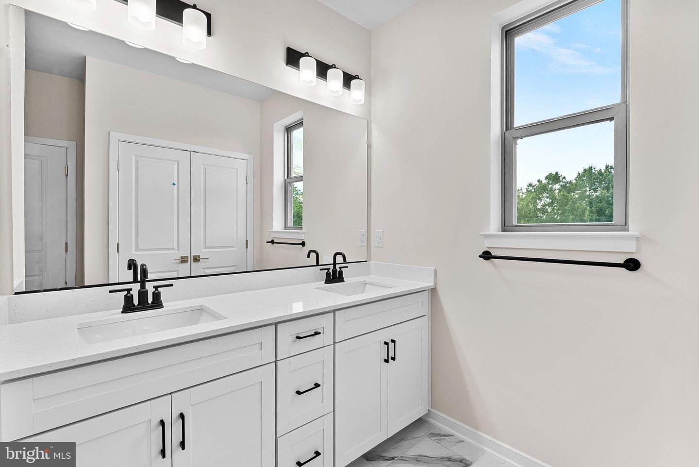 6235 FOLLY LN, ALEXANDRIA, Virginia 22315, 3 Bedrooms Bedrooms, ,3 BathroomsBathrooms,Residential,For sale,6235 FOLLY LN,VAFX2268596 MLS # VAFX2268596