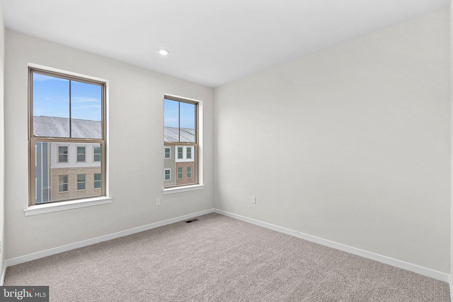 6235 FOLLY LN, ALEXANDRIA, Virginia 22315, 3 Bedrooms Bedrooms, ,3 BathroomsBathrooms,Residential,For sale,6235 FOLLY LN,VAFX2268596 MLS # VAFX2268596