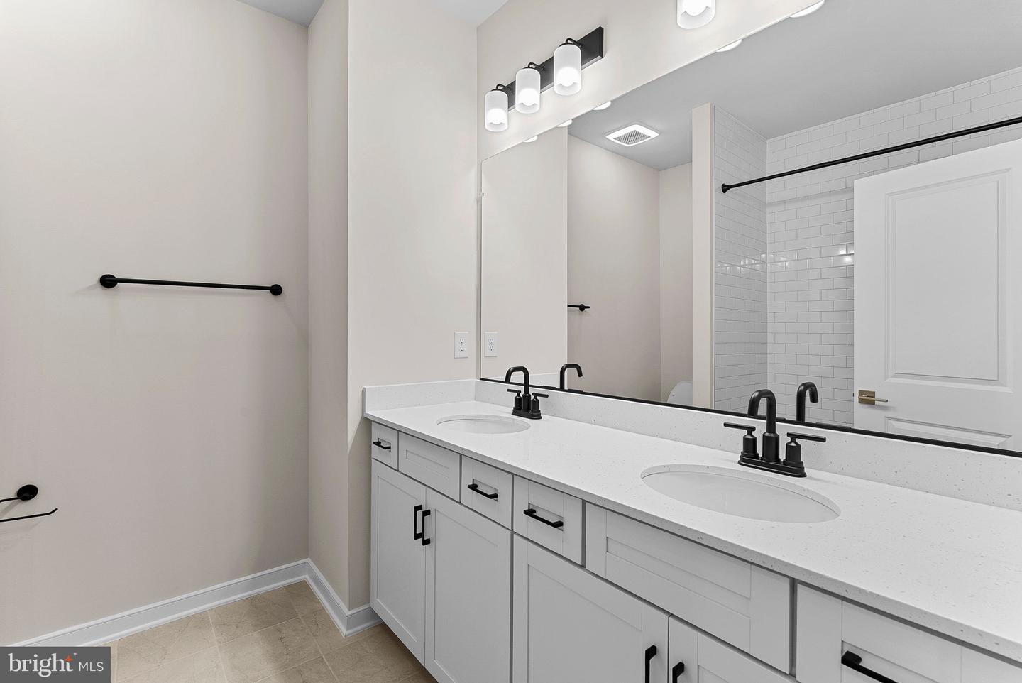6235 FOLLY LN, ALEXANDRIA, Virginia 22315, 3 Bedrooms Bedrooms, ,3 BathroomsBathrooms,Residential,For sale,6235 FOLLY LN,VAFX2268596 MLS # VAFX2268596