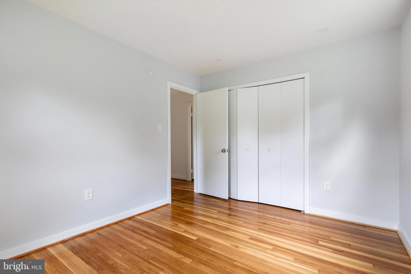 5604 HILLDALE DR, ALEXANDRIA, Virginia 22310, 3 Bedrooms Bedrooms, ,2 BathroomsBathrooms,Residential,For sale,5604 HILLDALE DR,VAFX2268598 MLS # VAFX2268598