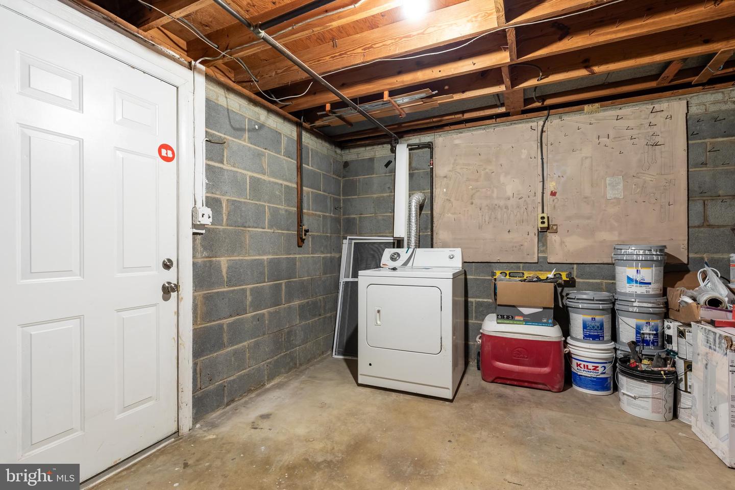 5604 HILLDALE DR, ALEXANDRIA, Virginia 22310, 3 Bedrooms Bedrooms, ,2 BathroomsBathrooms,Residential,For sale,5604 HILLDALE DR,VAFX2268598 MLS # VAFX2268598