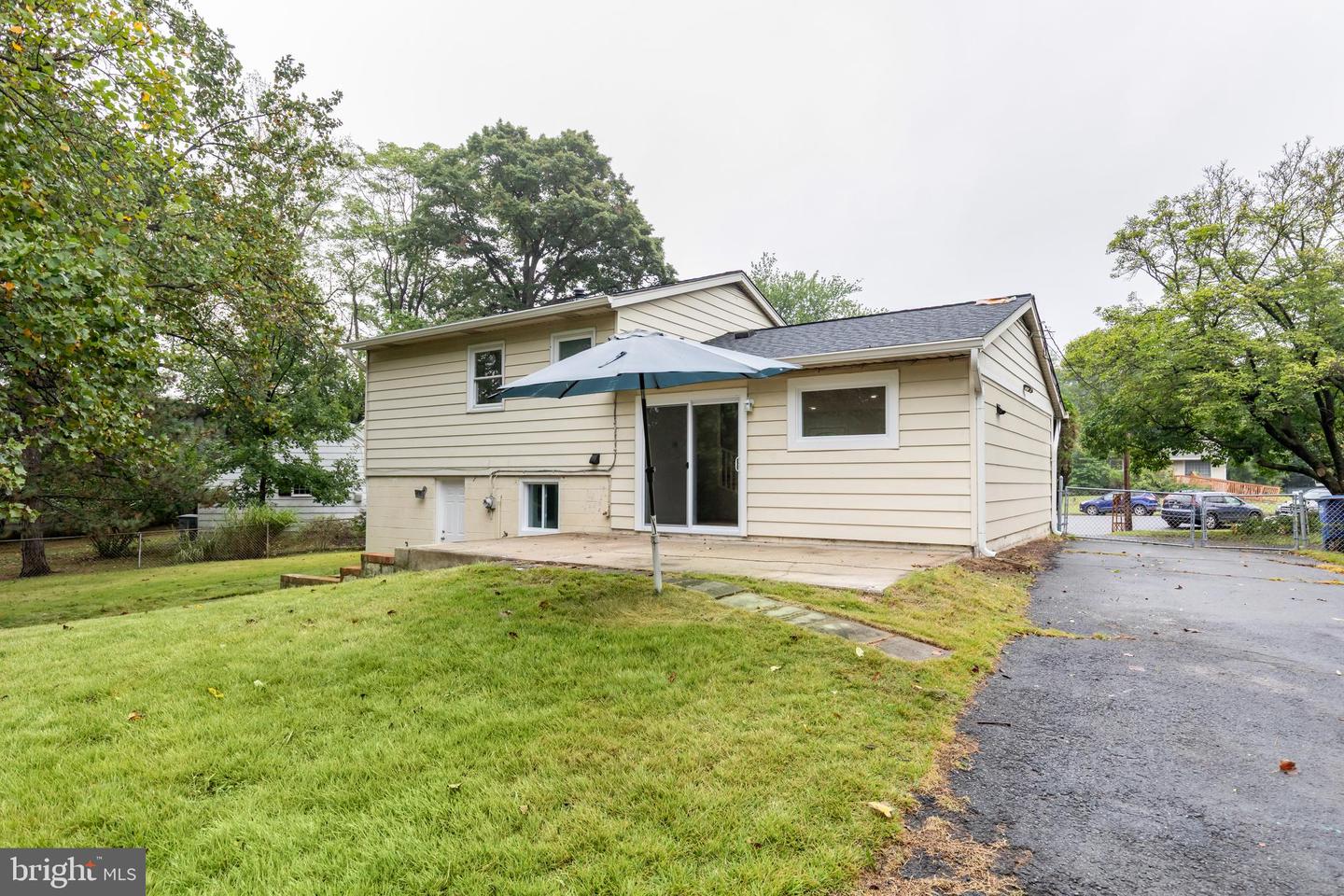5604 HILLDALE DR, ALEXANDRIA, Virginia 22310, 3 Bedrooms Bedrooms, ,2 BathroomsBathrooms,Residential,For sale,5604 HILLDALE DR,VAFX2268598 MLS # VAFX2268598