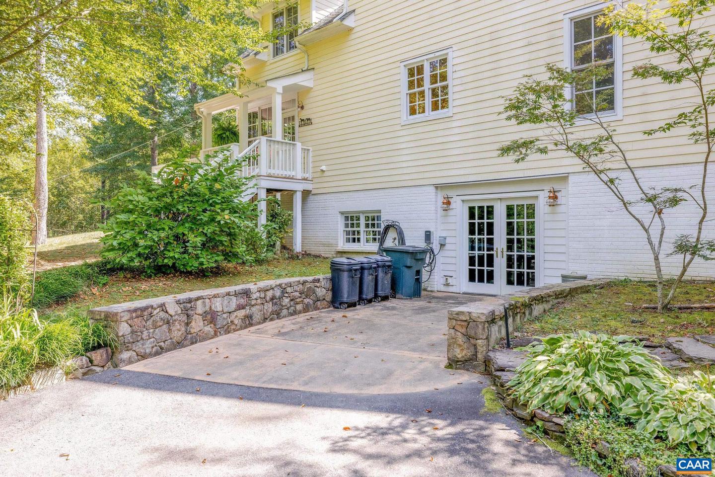 7279 ESMONT RD, ESMONT, Virginia 22937, 6 Bedrooms Bedrooms, ,5 BathroomsBathrooms,Residential,For sale,7279 ESMONT RD,669217 MLS # 669217