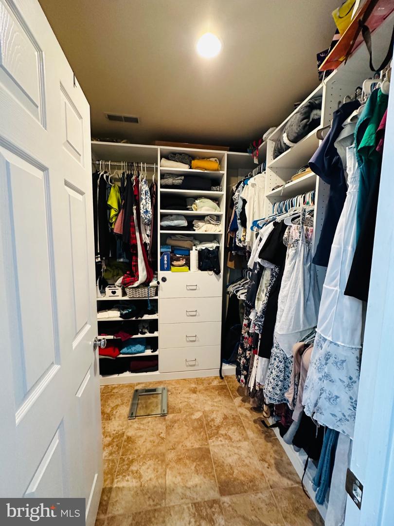 30 BRIDGEPORT CIR, STAFFORD, Virginia 22554, 4 Bedrooms Bedrooms, 19 Rooms Rooms,3 BathroomsBathrooms,Residential,For sale,30 BRIDGEPORT CIR,VAST2042824 MLS # VAST2042824