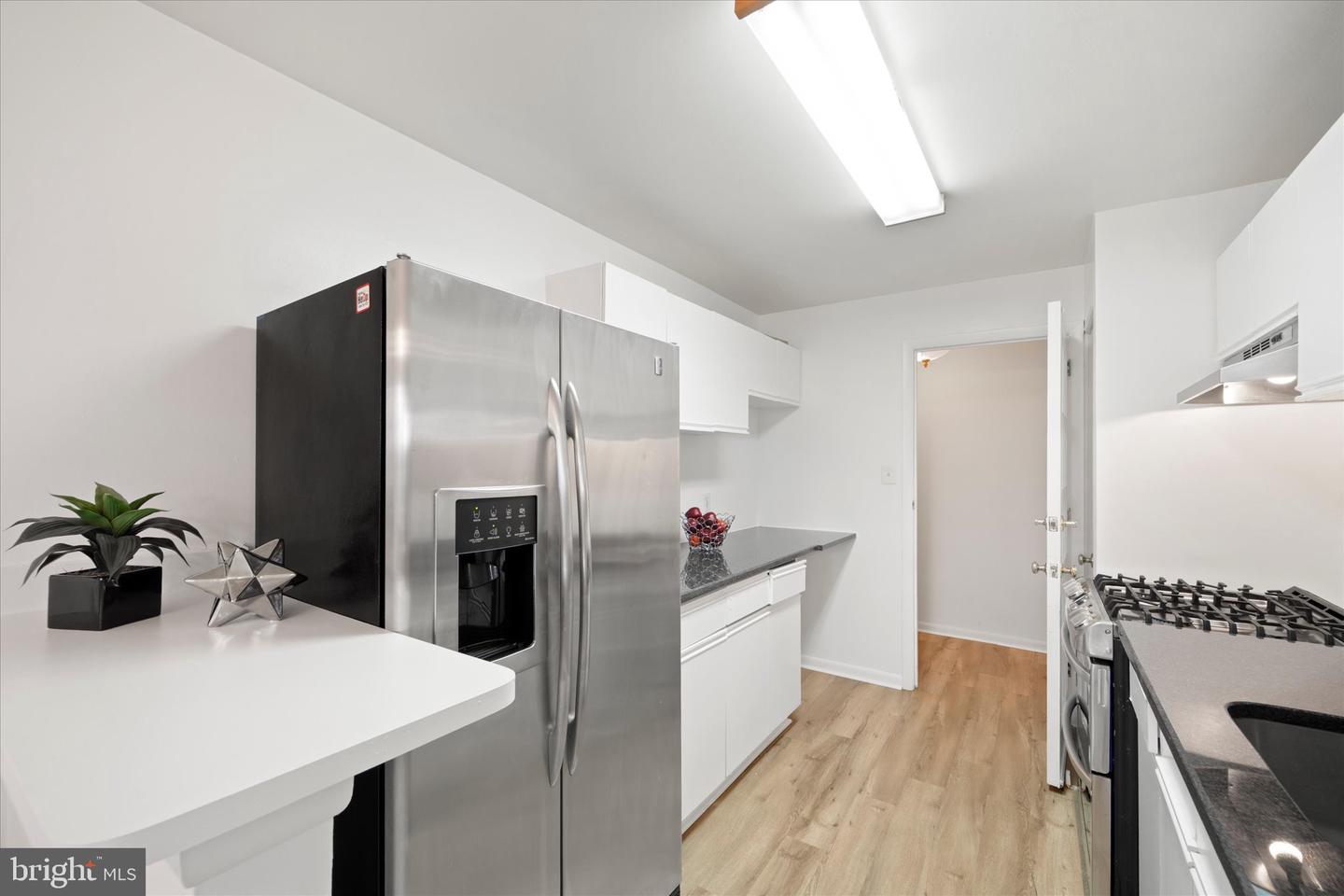 7613 LEE HWY #302, FALLS CHURCH, Virginia 22042, 2 Bedrooms Bedrooms, ,1 BathroomBathrooms,Residential,For sale,7613 LEE HWY #302,VAFX2268582 MLS # VAFX2268582 7613 LEE HWY #302, FALLS CHURCH, Virginia 22042, 2 Bedrooms Bedrooms, ,1 BathroomBathrooms,Residential,For sale,7613 LEE HWY #302,VAFX2268582 MLS # VAFX2268582