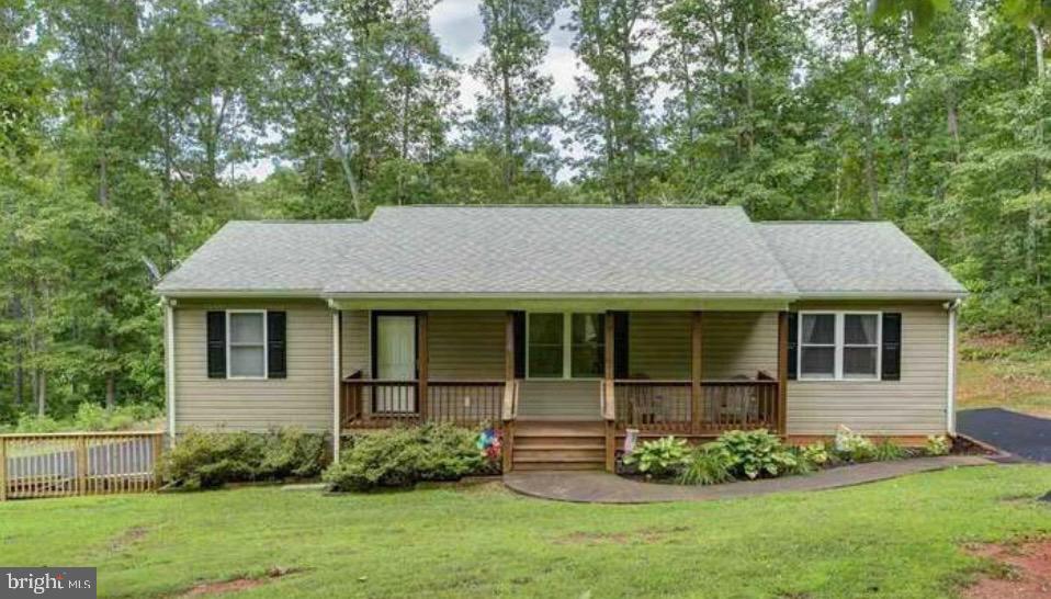 804 CHESTNUT AVE, MINERAL, Virginia 23117, 3 Bedrooms Bedrooms, 6 Rooms Rooms,3 BathroomsBathrooms,Residential,For sale,804 CHESTNUT AVE,VALA2008606 MLS # VALA2008606