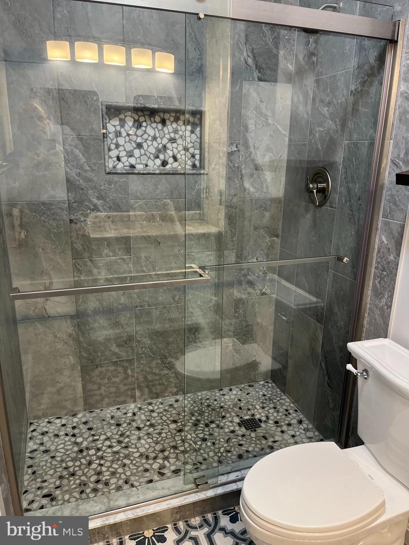5905 SAINT GILES WAY, ALEXANDRIA, Virginia 22315, 3 Bedrooms Bedrooms, ,2 BathroomsBathrooms,Residential,For sale,5905 SAINT GILES WAY,VAFX2268640 MLS # VAFX2268640