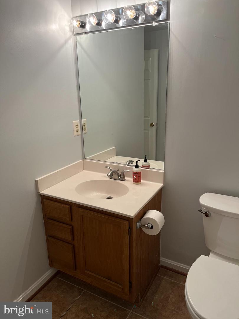 5905 SAINT GILES WAY, ALEXANDRIA, Virginia 22315, 3 Bedrooms Bedrooms, ,2 BathroomsBathrooms,Residential,For sale,5905 SAINT GILES WAY,VAFX2268640 MLS # VAFX2268640