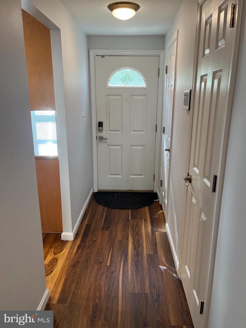 5905 SAINT GILES WAY, ALEXANDRIA, Virginia 22315, 3 Bedrooms Bedrooms, ,2 BathroomsBathrooms,Residential,For sale,5905 SAINT GILES WAY,VAFX2268640 MLS # VAFX2268640