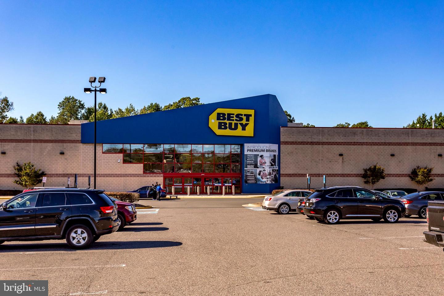 4506 SUPERIOR SQ #4506, FAIRFAX, Virginia 22033, 2 Bedrooms Bedrooms, ,1 BathroomBathrooms,Residential,For sale,4506 SUPERIOR SQ #4506,VAFX2268678 MLS # VAFX2268678