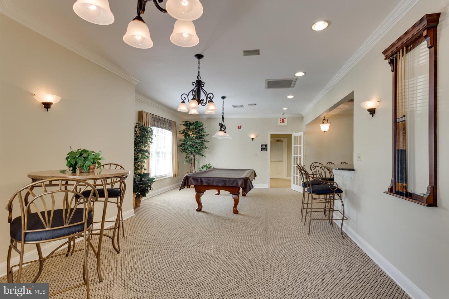 4506 SUPERIOR SQ #4506, FAIRFAX, Virginia 22033, 2 Bedrooms Bedrooms, ,1 BathroomBathrooms,Residential,For sale,4506 SUPERIOR SQ #4506,VAFX2268678 MLS # VAFX2268678