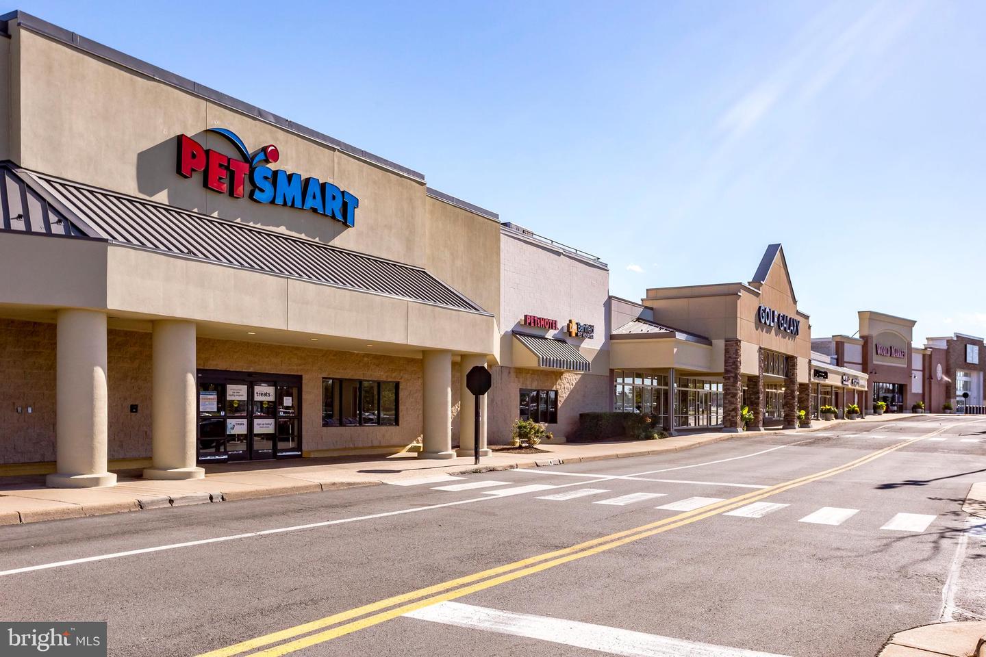 4528 SUPERIOR SQ, FAIRFAX, Virginia 22033, 2 Bedrooms Bedrooms, ,2 BathroomsBathrooms,Residential,For sale,4528 SUPERIOR SQ,VAFX2268726 MLS # VAFX2268726 4528 SUPERIOR SQ, FAIRFAX, Virginia 22033, 2 Bedrooms Bedrooms, ,2 BathroomsBathrooms,Residential,For sale,4528 SUPERIOR SQ,VAFX2268726 MLS # VAFX2268726