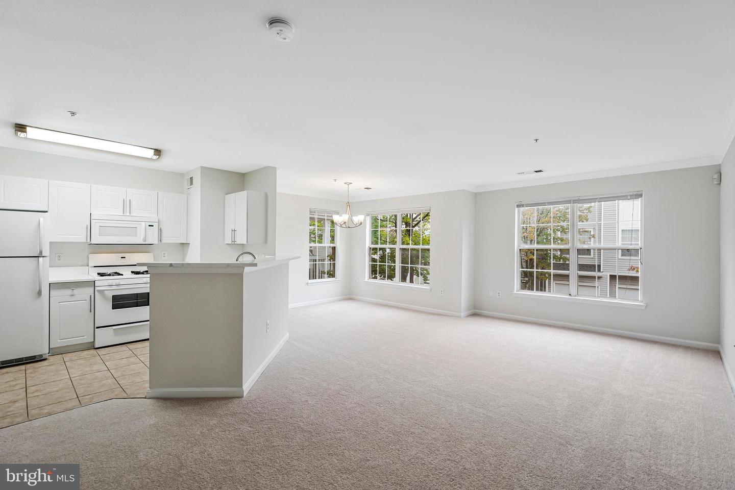 4528 SUPERIOR SQ, FAIRFAX, Virginia 22033, 2 Bedrooms Bedrooms, ,2 BathroomsBathrooms,Residential,For sale,4528 SUPERIOR SQ,VAFX2268726 MLS # VAFX2268726 4528 SUPERIOR SQ, FAIRFAX, Virginia 22033, 2 Bedrooms Bedrooms, ,2 BathroomsBathrooms,Residential,For sale,4528 SUPERIOR SQ,VAFX2268726 MLS # VAFX2268726