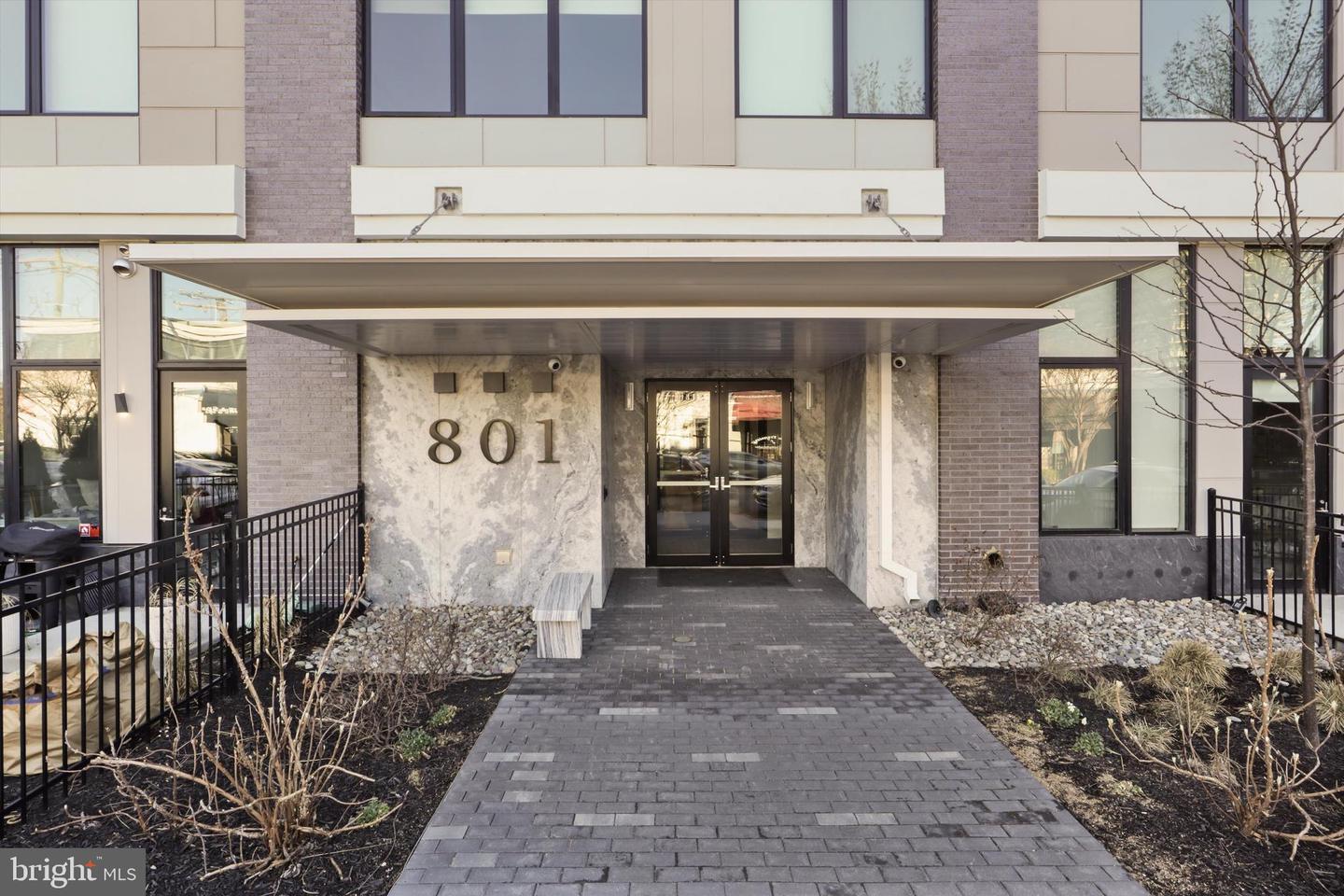 801 N FAIRFAX ST #318, ALEXANDRIA, Virginia 22314, 2 Bedrooms Bedrooms, ,2 BathroomsBathrooms,Residential,For sale,801 N FAIRFAX ST #318,VAAX2050062 MLS # VAAX2050062
