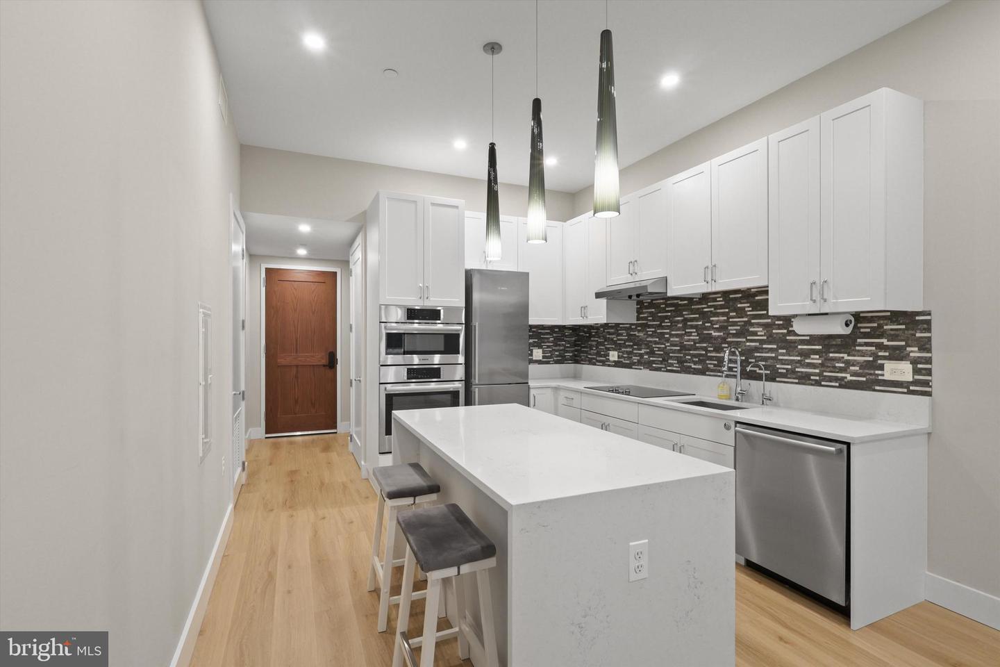 801 N FAIRFAX ST #318, ALEXANDRIA, Virginia 22314, 2 Bedrooms Bedrooms, ,2 BathroomsBathrooms,Residential,For sale,801 N FAIRFAX ST #318,VAAX2050062 MLS # VAAX2050062