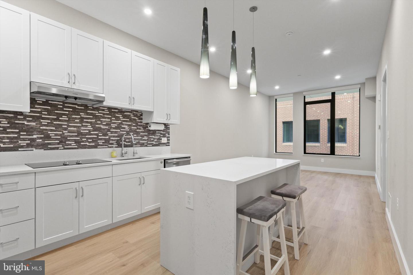 801 N FAIRFAX ST #318, ALEXANDRIA, Virginia 22314, 2 Bedrooms Bedrooms, ,2 BathroomsBathrooms,Residential,For sale,801 N FAIRFAX ST #318,VAAX2050062 MLS # VAAX2050062
