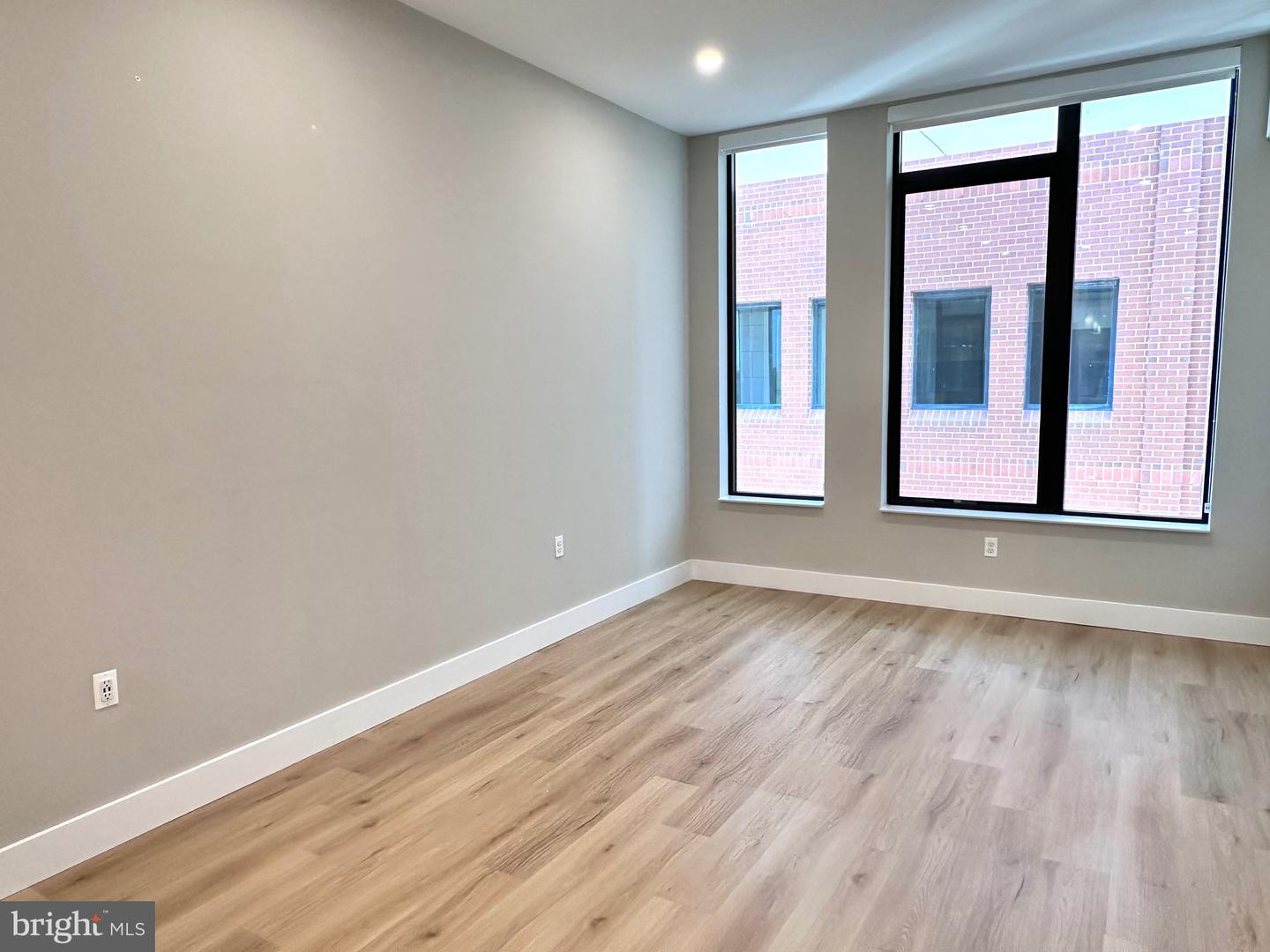 801 N FAIRFAX ST #318, ALEXANDRIA, Virginia 22314, 2 Bedrooms Bedrooms, ,2 BathroomsBathrooms,Residential,For sale,801 N FAIRFAX ST #318,VAAX2050062 MLS # VAAX2050062