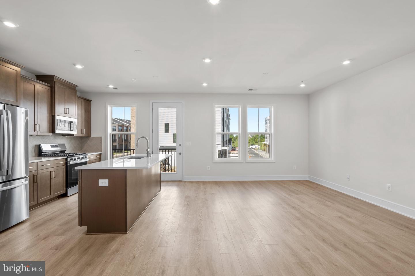 43298 FARRINGDON SQ, BROADLANDS, Virginia 20148, 3 Bedrooms Bedrooms, ,2 BathroomsBathrooms,Residential,For sale,43298 FARRINGDON SQ,VALO2107386 MLS # VALO2107386 43298 FARRINGDON SQ, BROADLANDS, Virginia 20148, 3 Bedrooms Bedrooms, ,2 BathroomsBathrooms,Residential,For sale,43298 FARRINGDON SQ,VALO2107386 MLS # VALO2107386