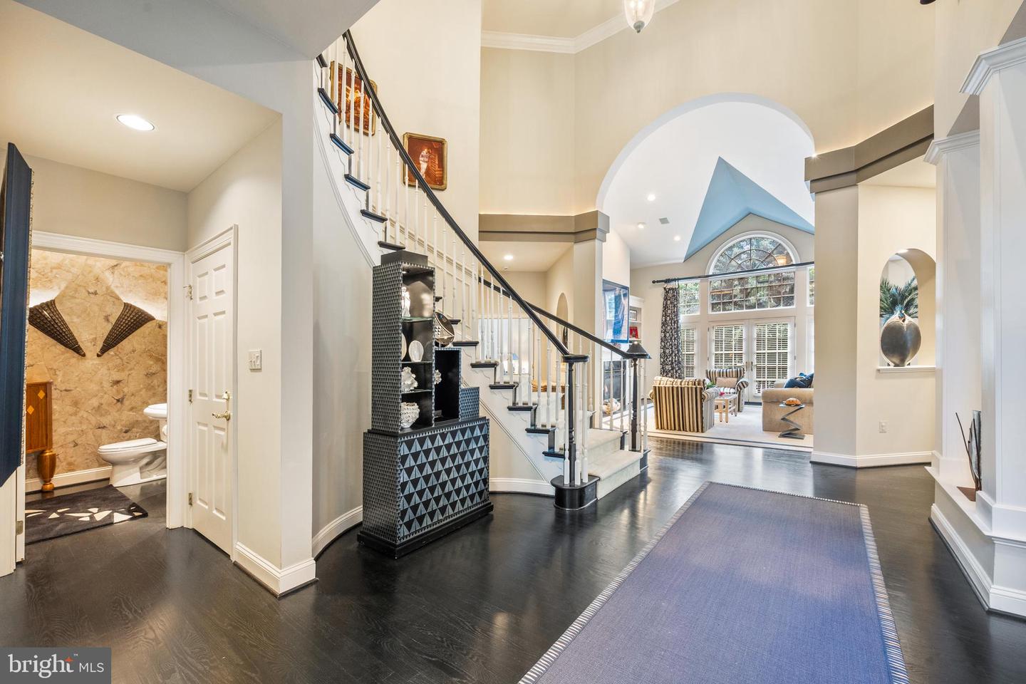 7414 OLD MAPLE SQ, MCLEAN, Virginia 22102, 5 Bedrooms Bedrooms, ,4 BathroomsBathrooms,Residential,For sale,7414 OLD MAPLE SQ,VAFX2268614 MLS # VAFX2268614