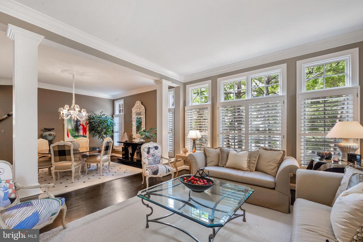 7414 OLD MAPLE SQ, MCLEAN, Virginia 22102, 5 Bedrooms Bedrooms, ,4 BathroomsBathrooms,Residential,For sale,7414 OLD MAPLE SQ,VAFX2268614 MLS # VAFX2268614