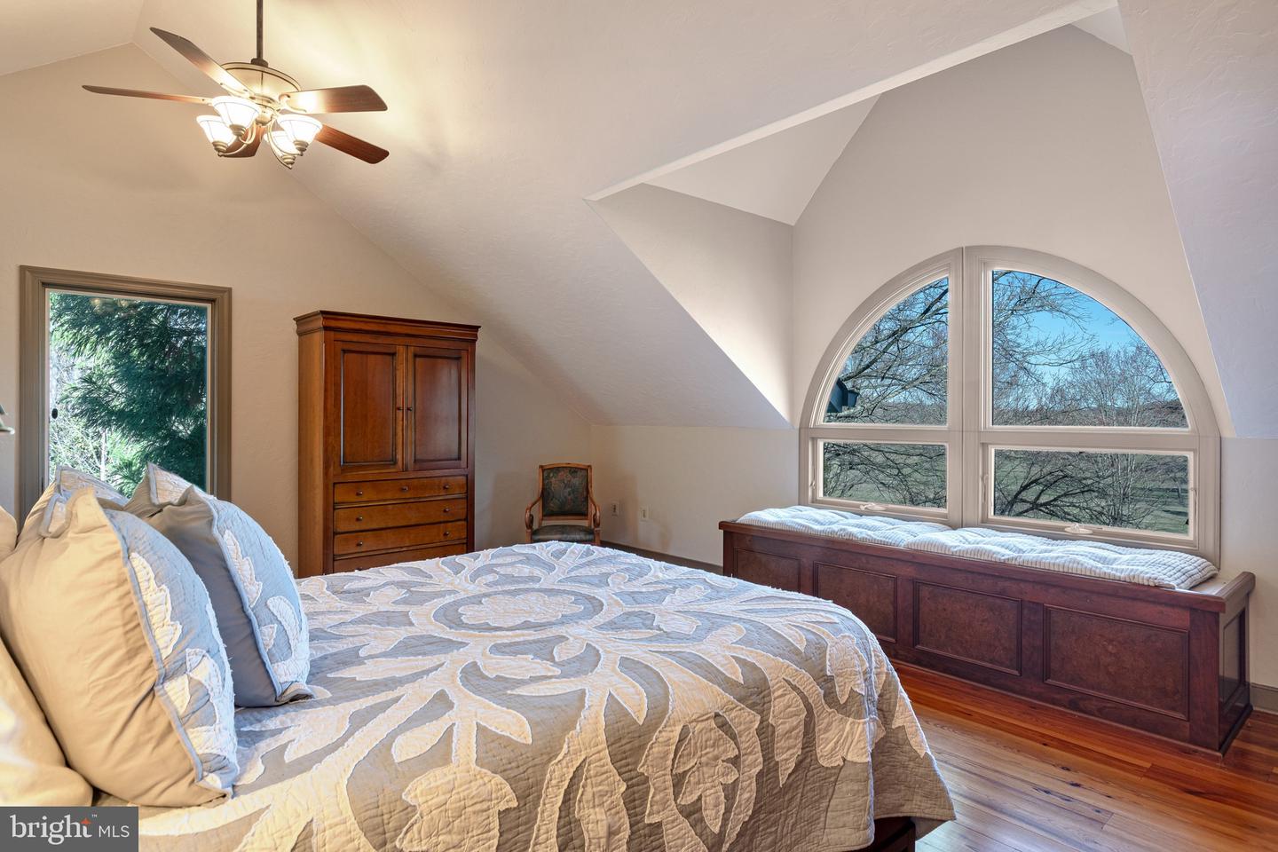 3924 COBBLER MOUNTAIN RD, DELAPLANE, Virginia 20144, 5 Bedrooms Bedrooms, ,3 BathroomsBathrooms,Residential,For sale,3924 COBBLER MOUNTAIN RD,VAFQ2018392 MLS # VAFQ2018392