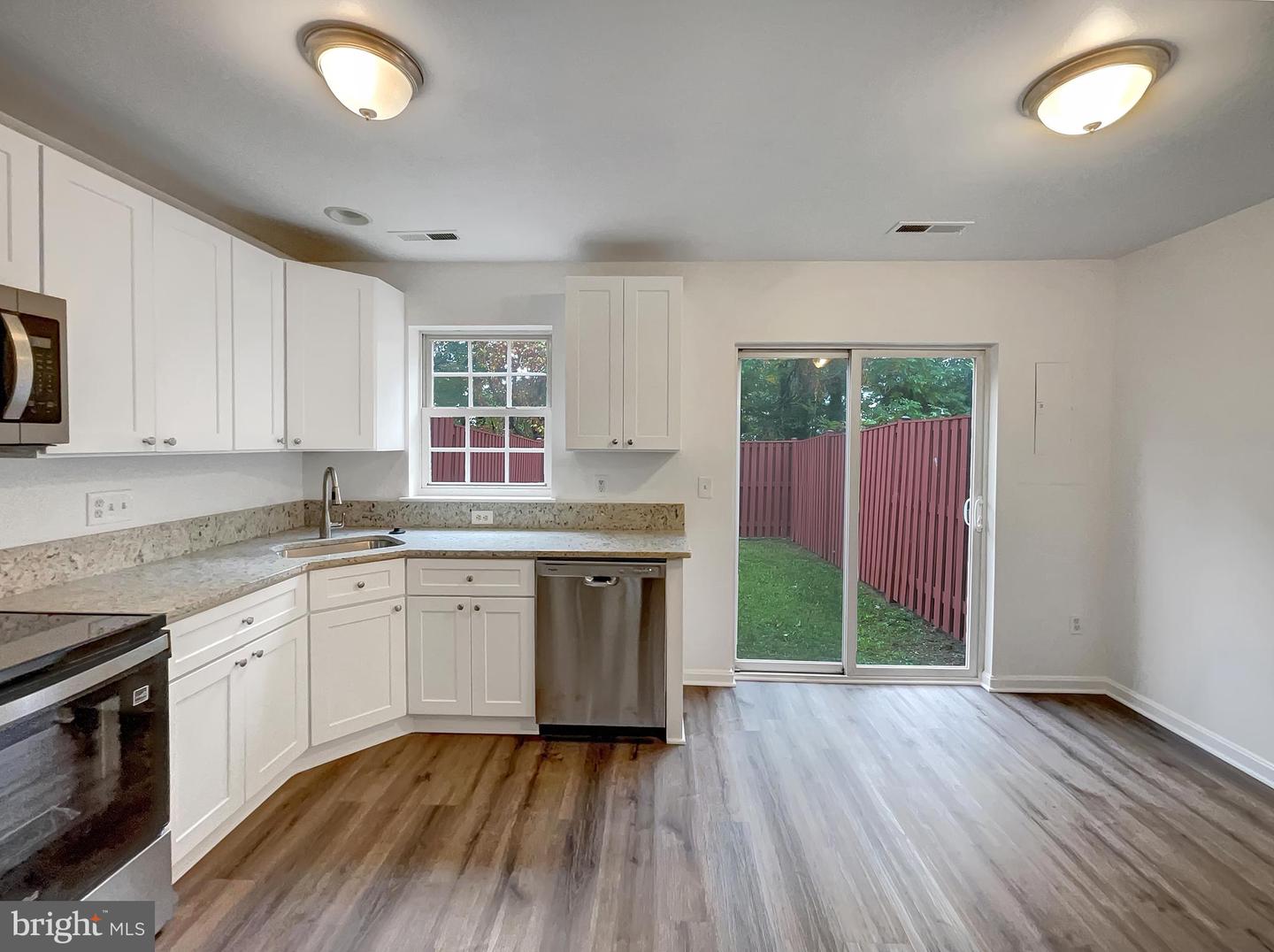 45458 OAK TRAIL SQ, STERLING, Virginia 20164, 3 Bedrooms Bedrooms, ,2 BathroomsBathrooms,Residential,For sale,45458 OAK TRAIL SQ,VALO2107356 MLS # VALO2107356