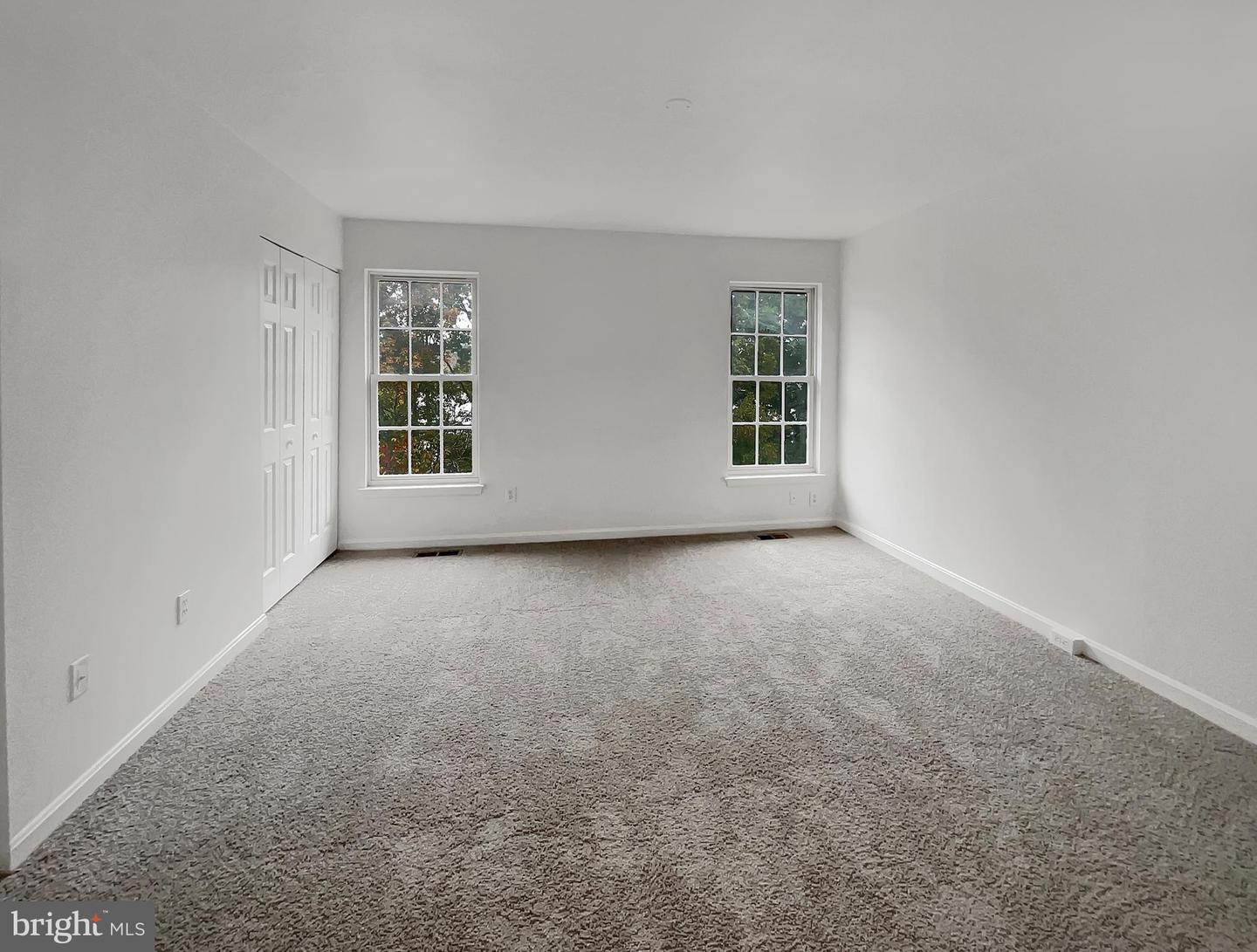 45458 OAK TRAIL SQ, STERLING, Virginia 20164, 3 Bedrooms Bedrooms, ,2 BathroomsBathrooms,Residential,For sale,45458 OAK TRAIL SQ,VALO2107356 MLS # VALO2107356