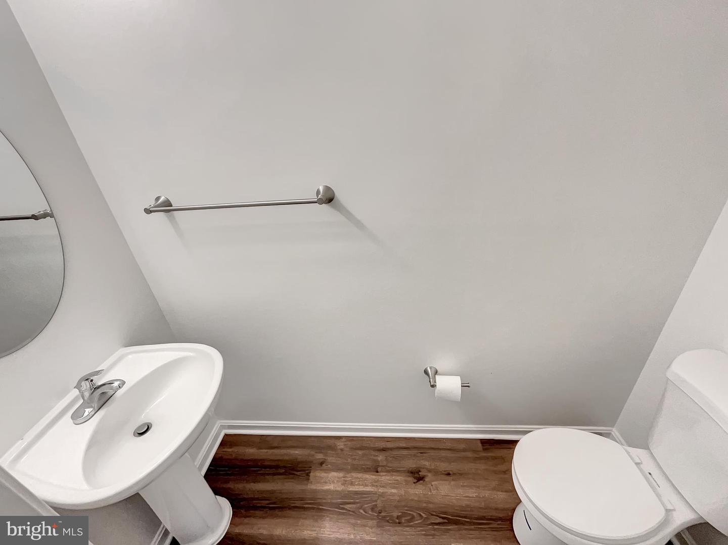 45458 OAK TRAIL SQ, STERLING, Virginia 20164, 3 Bedrooms Bedrooms, ,2 BathroomsBathrooms,Residential,For sale,45458 OAK TRAIL SQ,VALO2107356 MLS # VALO2107356