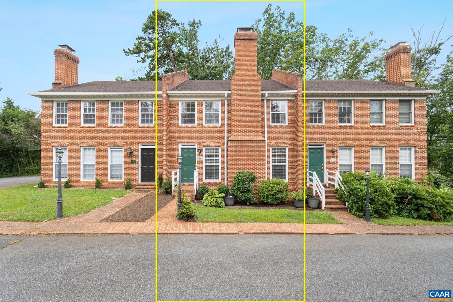 2752 HYDRAULIC RD, CHARLOTTESVILLE, Virginia 22901, 3 Bedrooms Bedrooms, ,2 BathroomsBathrooms,Residential,For sale,2752 HYDRAULIC RD,669233 MLS # 669233