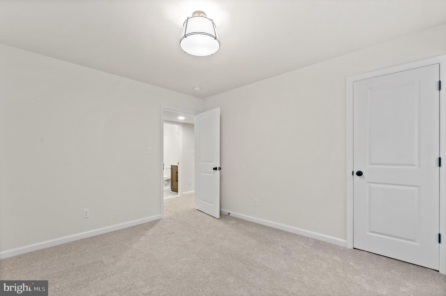 15004 MOONLIGHT LN, MINERAL, Virginia 23117, 5 Bedrooms Bedrooms, ,3 BathroomsBathrooms,Residential,For sale,15004 MOONLIGHT LN,VASP2036414 MLS # VASP2036414