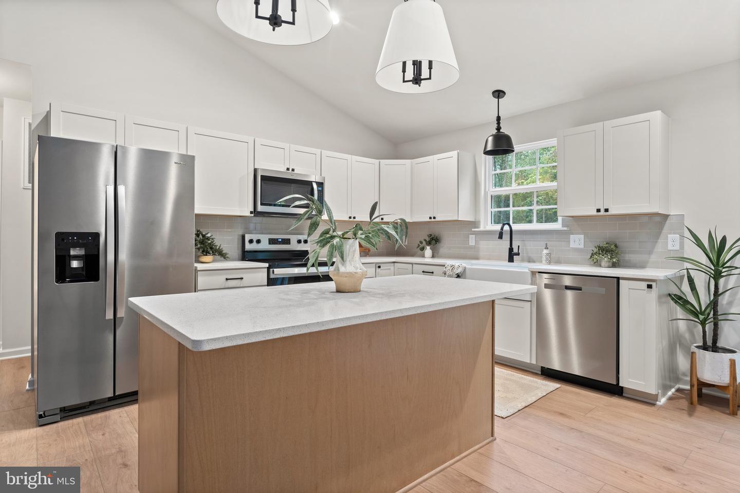 15004 MOONLIGHT LN, MINERAL, Virginia 23117, 5 Bedrooms Bedrooms, ,3 BathroomsBathrooms,Residential,For sale,15004 MOONLIGHT LN,VASP2036414 MLS # VASP2036414